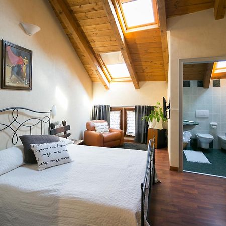 Camere Da Kico Assago Oda fotoğraf